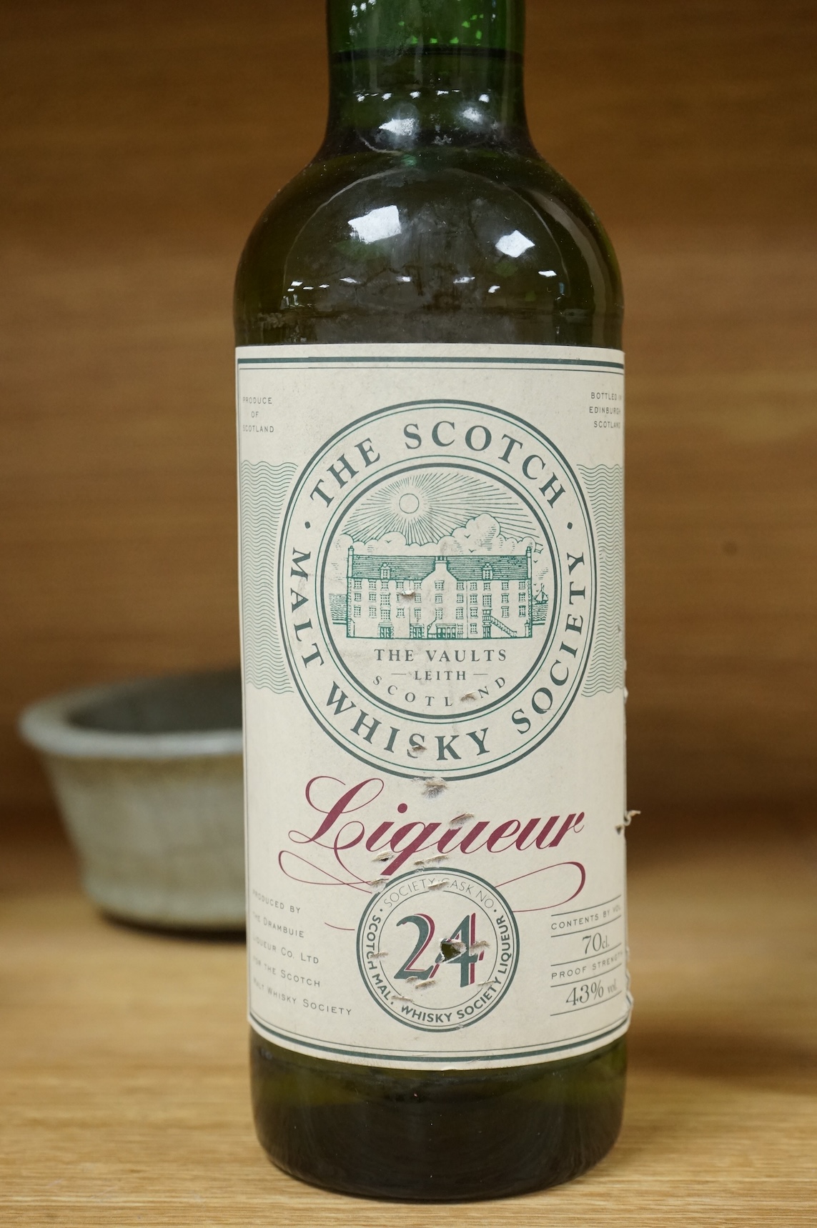 The Scotch Malt Whisky Society, Liqueur, Cask 24, produced by The Drambuie Liqueur Co. Ltd, 70 cl., 43% Vol